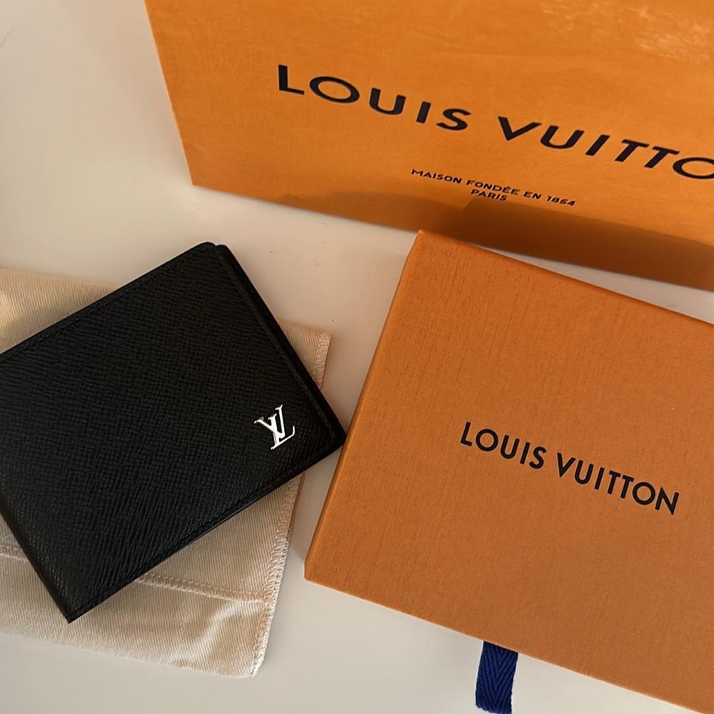 Louis Vuitton Multiple Wallet, Black Leather NEW IN BOX!